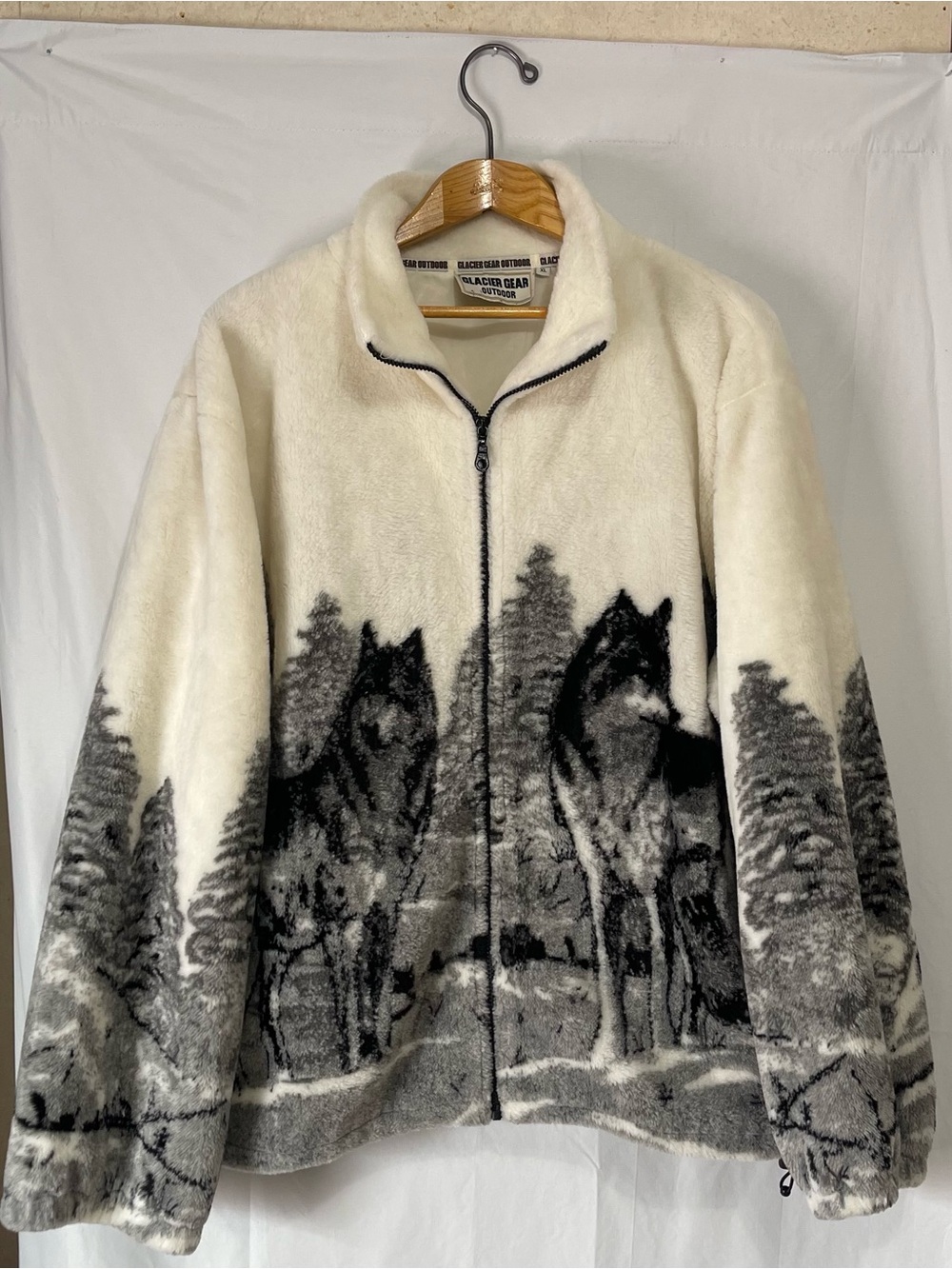 Vintage 90s Glacier Gear Outdoor Forest Wolves White Alaska Jacket Size XL